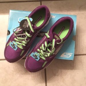 Women’s go Skechers